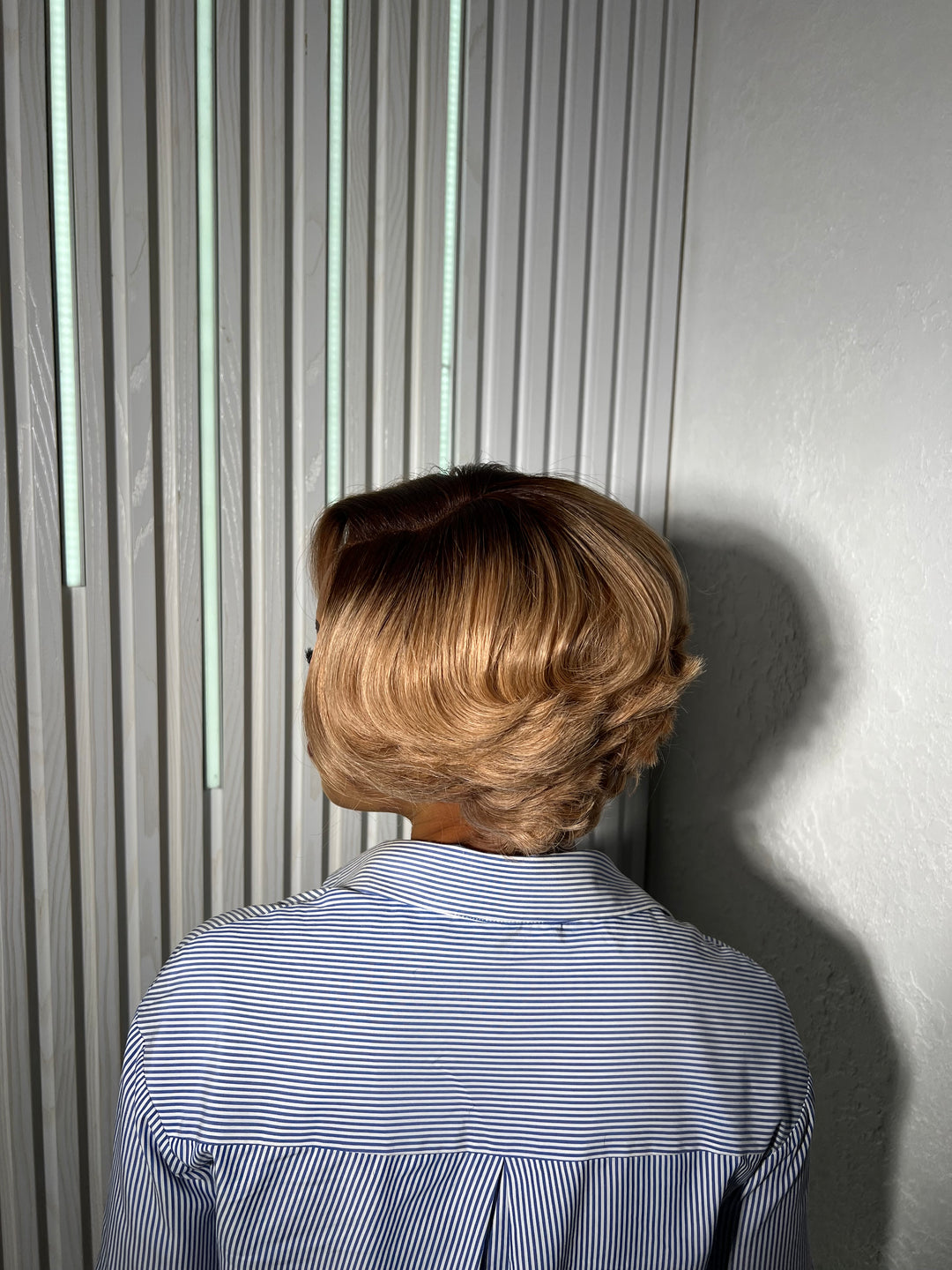 Blonde Layered Bob - 10" 5x5 Glueless Layered Wig